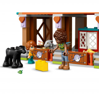 LEGO Friends: Refugiu pentru animale de ferma (42617) Jucărie