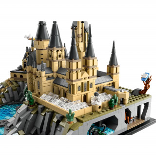 LEGO Harry Potter: Castelul Hogwarts™ și împrejurimile (76419) Jucărie